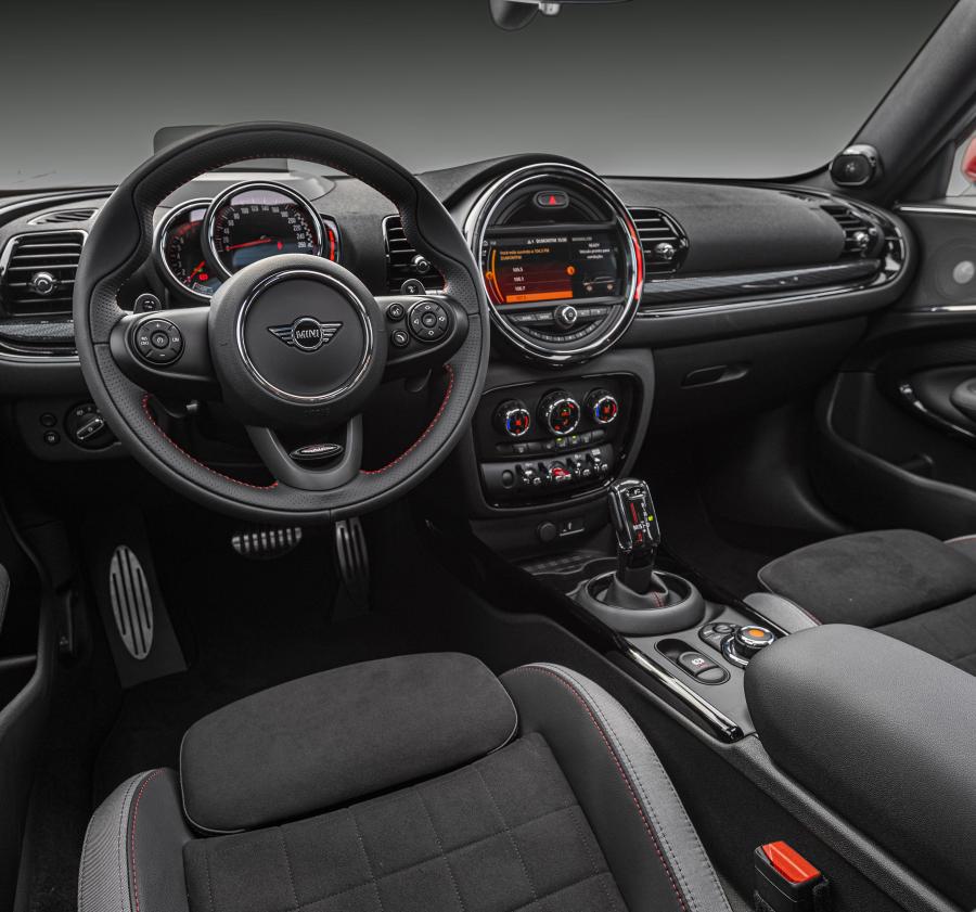 Торпедо Mini John Cooper Works Clubman (F54) 2019 года  (LA) (фото 10 из 41)